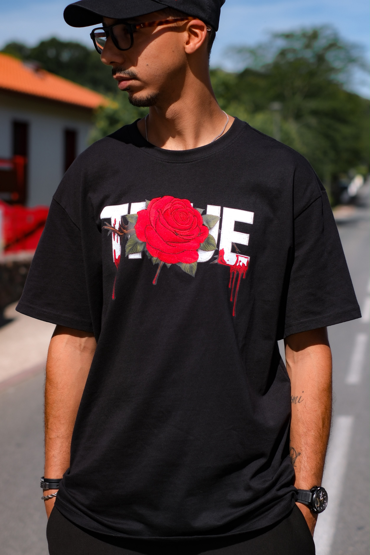 TRUE Tee